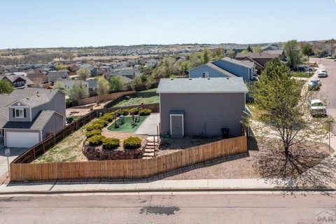 Single Family Residence in Fountain CO 1108 White Stone Way 35.jpg