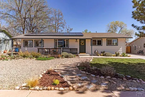 1027 Ohio Ave, Canon City, CO 81212 - MLS#: 231538