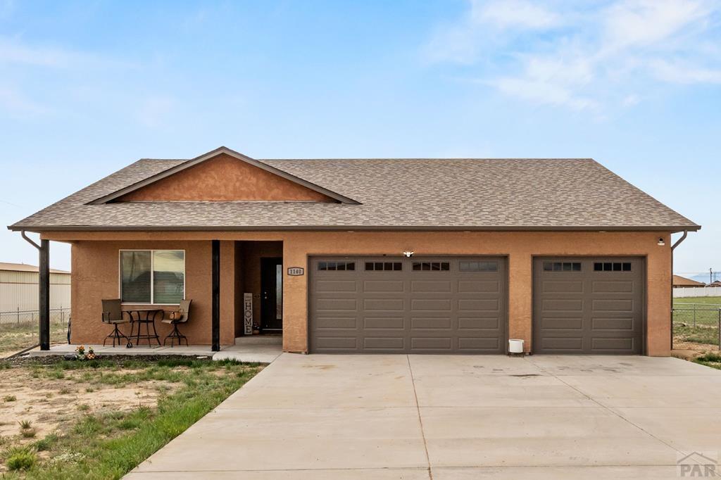 Photo 1 of 29 — 1140 E Dove Creek Dr, Pueblo West, CO 81007