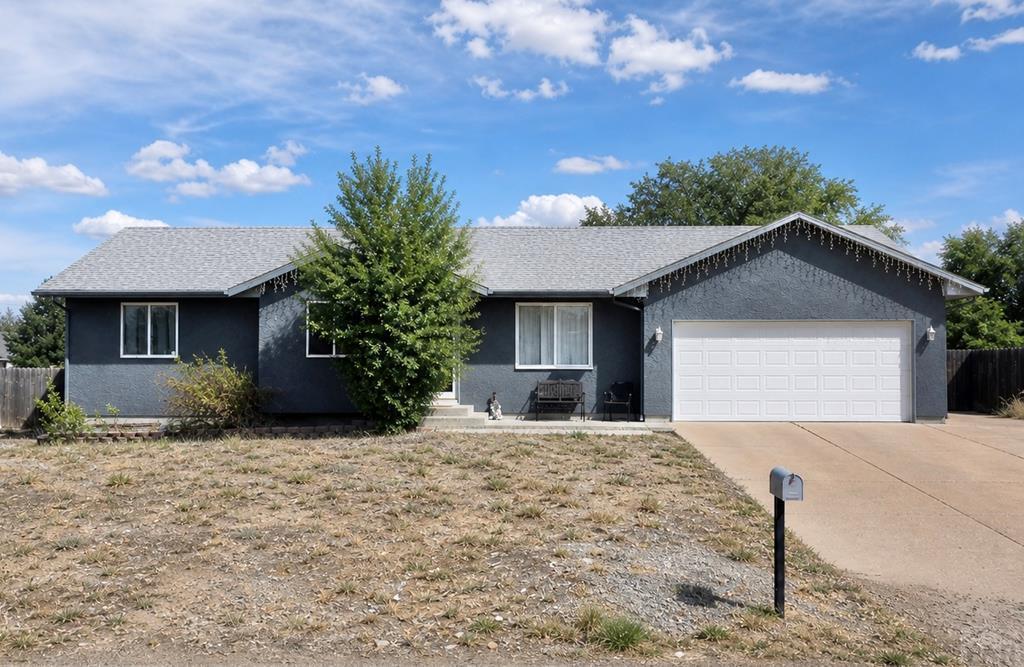Photo 1 of 33 — 618 S Rogers Dr, Pueblo West, CO 81007