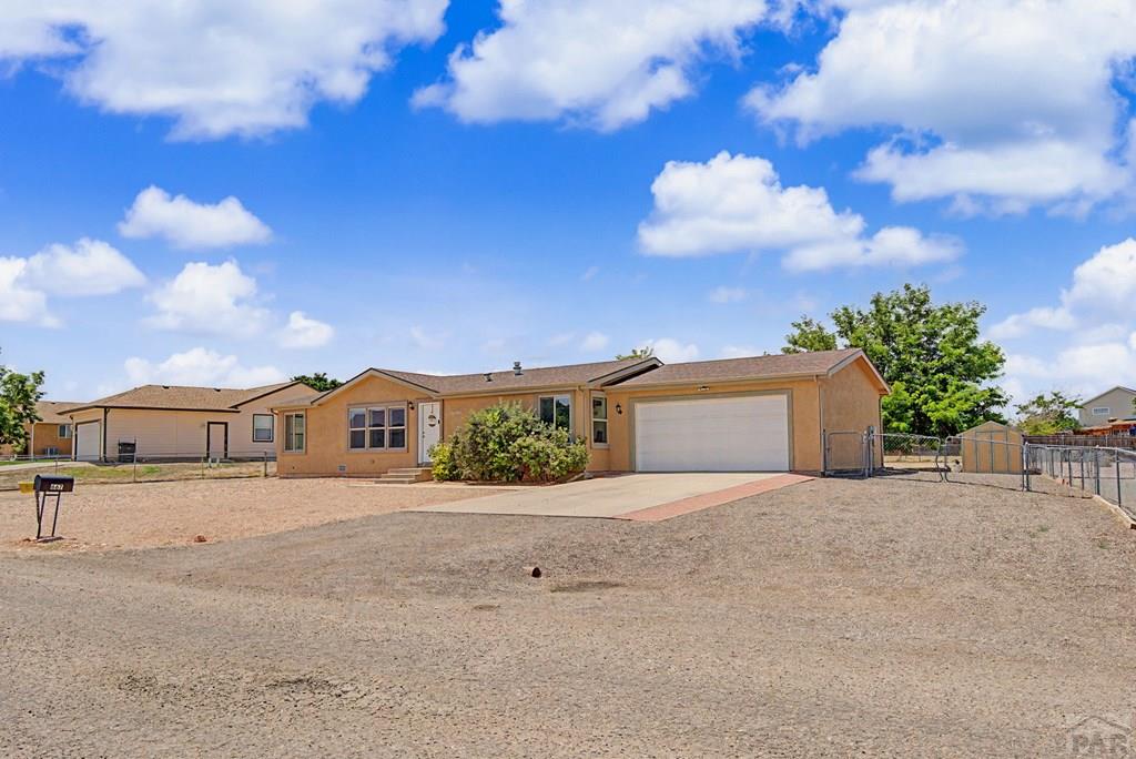 667 S Burro Dr - Photo 2