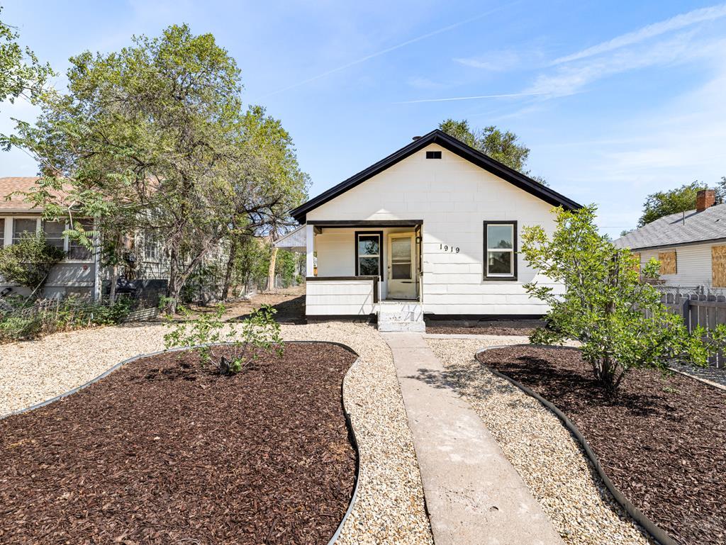 Photo 1 of 19 — 1919 E 10th St, Pueblo, CO 81001
