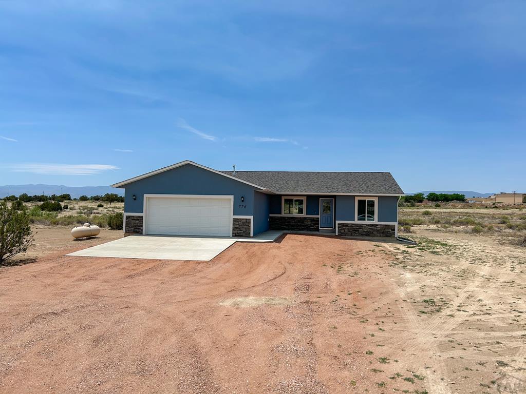 Photo 1 of 28 — 776 S Broadway, Penrose, CO 81240