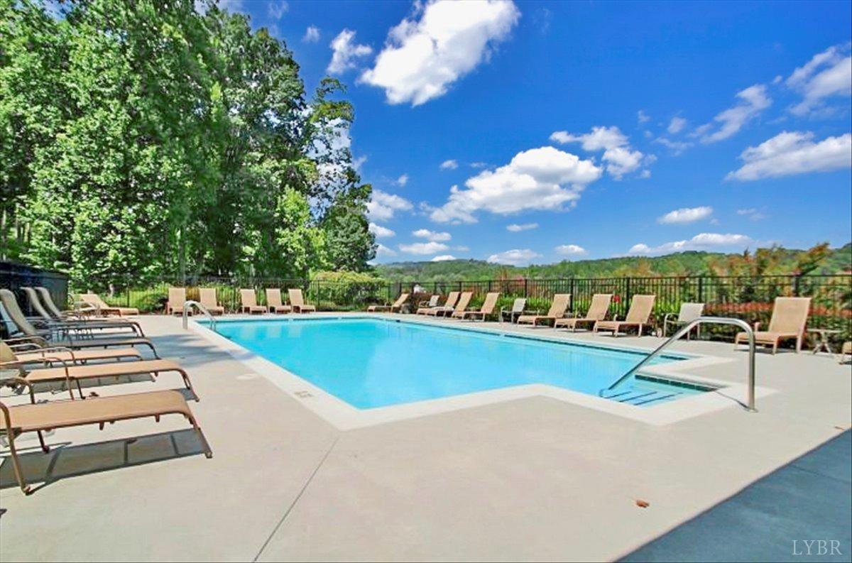 126 Mountain Cove Drive, Hardy, Virginia image 3