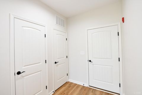 Tiny photo for 128 BRENLEIGH CT Ct #102, Lynchburg, VA 24501 (MLS # 363764)