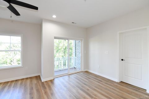 Tiny photo for 128 BRENLEIGH CT Ct #102, Lynchburg, VA 24501 (MLS # 363764)