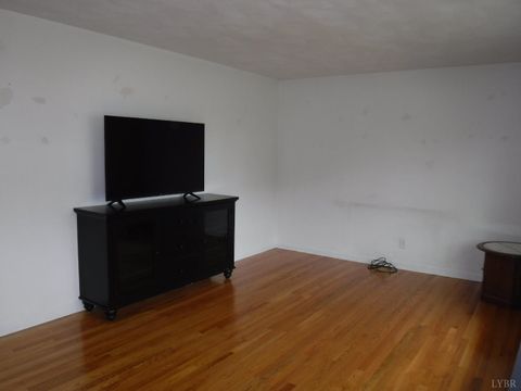Tiny photo for 1027 Woodhaven Drive Dr, Bedford, VA 24523 (MLS # 362240)