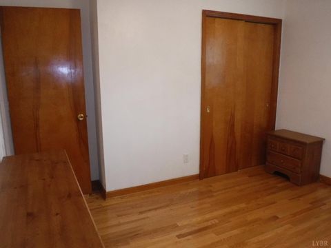 Tiny photo for 1027 Woodhaven Drive Dr, Bedford, VA 24523 (MLS # 362240)