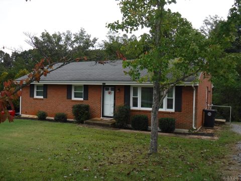 Tiny photo for 1027 Woodhaven Drive Dr, Bedford, VA 24523 (MLS # 362240)