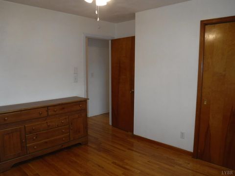 Tiny photo for 1027 Woodhaven Drive Dr, Bedford, VA 24523 (MLS # 362240)