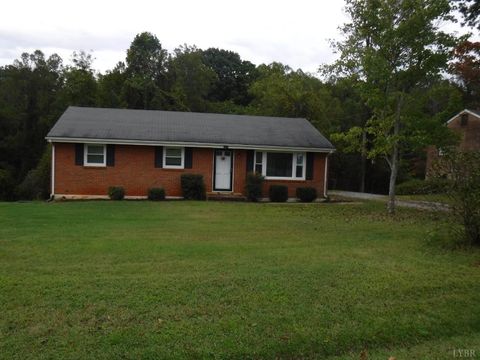 Tiny photo for 1027 Woodhaven Drive Dr, Bedford, VA 24523 (MLS # 362240)