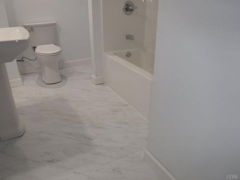 Tiny photo for 1027 Woodhaven Drive Dr, Bedford, VA 24523 (MLS # 362240)