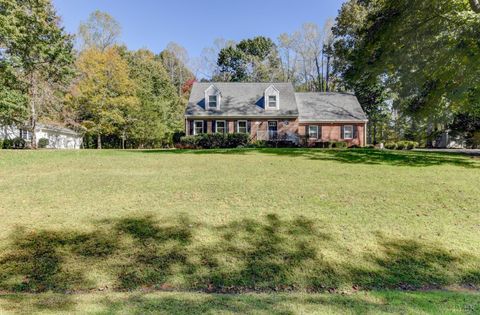 Tiny photo for 1405 Pine Bluff Drive, Lynchburg, VA 24503 (MLS # 362634)