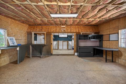 Tiny photo for 401 Railroad Lane, Pamplin, VA 23958 (MLS # 366644)