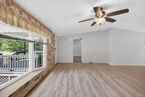Tiny photo for 401 Railroad Lane, Pamplin, VA 23958 (MLS # 366644)