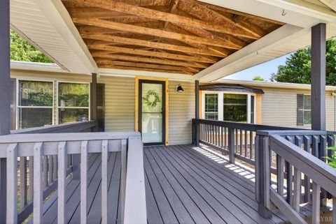 Tiny photo for 401 Railroad Lane, Pamplin, VA 23958 (MLS # 366644)