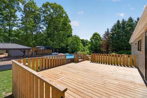 Tiny photo for 401 Railroad Lane, Pamplin, VA 23958 (MLS # 366644)