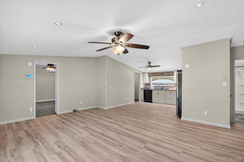 Tiny photo for 401 Railroad Lane, Pamplin, VA 23958 (MLS # 366644)