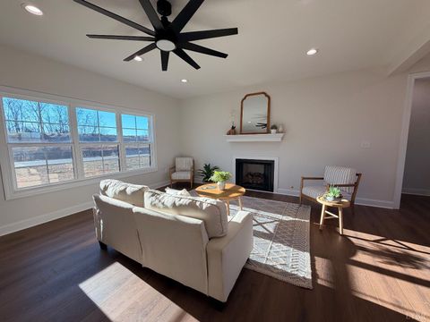 Tiny photo for 1100 Live Oak Court, Forest, VA 24551 (MLS # 364826)