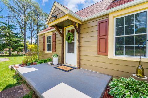 Tiny photo for 1039 Combs Cove Drive, Forest, VA 24551 (MLS # 365791)