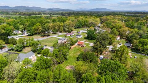 Tiny photo for 1039 Combs Cove Drive, Forest, VA 24551 (MLS # 365791)