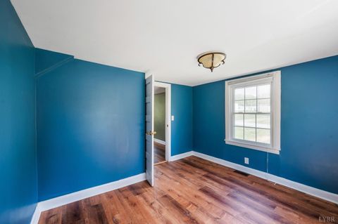 Tiny photo for 1039 Combs Cove Drive, Forest, VA 24551 (MLS # 365791)