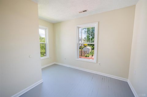 Tiny photo for 1217 EARLY ST, Lynchburg, VA 24503 (MLS # 366630)