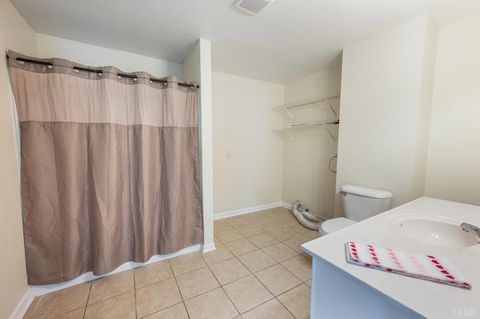 Tiny photo for 1217 EARLY ST, Lynchburg, VA 24503 (MLS # 366630)