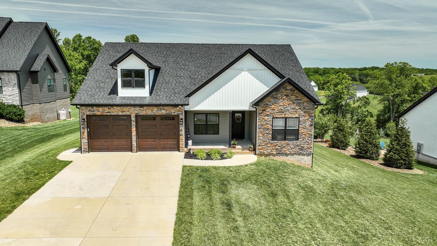 1151 Jefferson Meadows Drive, Forest, Virginia image 1