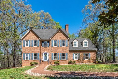 Photo of 202 Burning Lamp Lane, Forest, VA 24551 (MLS # 365730)