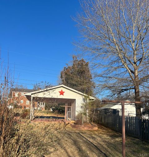 Tiny photo for 1405 Bedford Avenue, Altavista, VA 24517 (MLS # 364111)