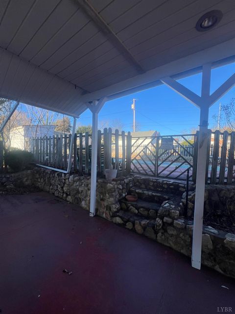 Tiny photo for 1405 Bedford Avenue, Altavista, VA 24517 (MLS # 364111)