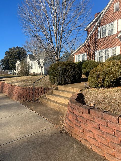 Tiny photo for 1405 Bedford Avenue, Altavista, VA 24517 (MLS # 364111)