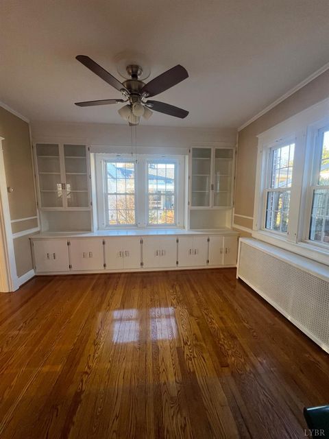 Tiny photo for 1405 Bedford Avenue, Altavista, VA 24517 (MLS # 364111)