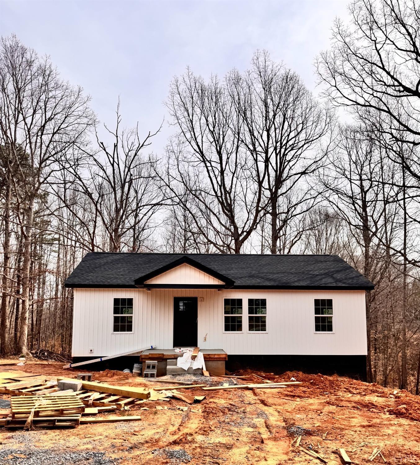 18014 Lp Bailey Memorial Highway, Nathalie, Virginia image 1