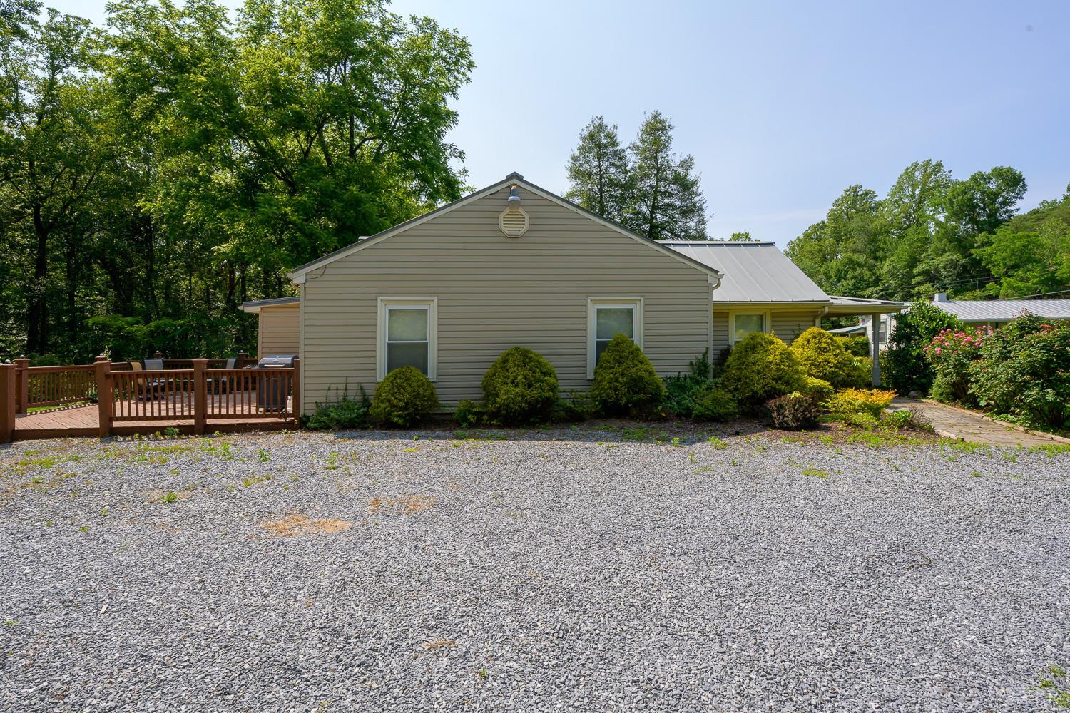 1398 English Tavern Road, Lynchburg, Virginia image 32