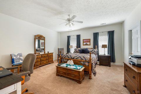 Tiny photo for 1233 Doulton, Lynchburg, VA 24503 (MLS # 365243)