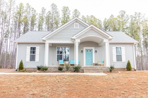Photo of 139 Forest Ridge Lane, Scottsville, VA 24590 (MLS # 364759)