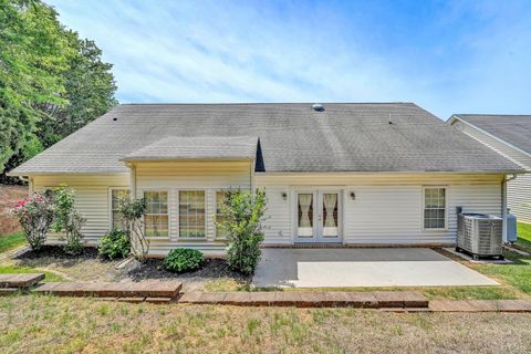 Tiny photo for 207 Duncraig Drive DR, Lynchburg, VA 24502 (MLS # 366323)