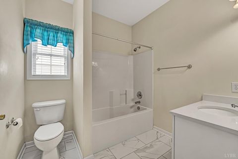 Tiny photo for 207 Duncraig Drive DR, Lynchburg, VA 24502 (MLS # 366323)