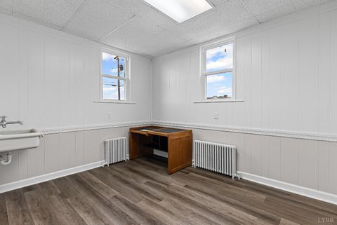 Tiny photo for 525 7th St St, Altavista, VA 24517 (MLS # 366700)