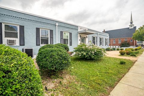 Tiny photo for 525 7th St St, Altavista, VA 24517 (MLS # 366700)
