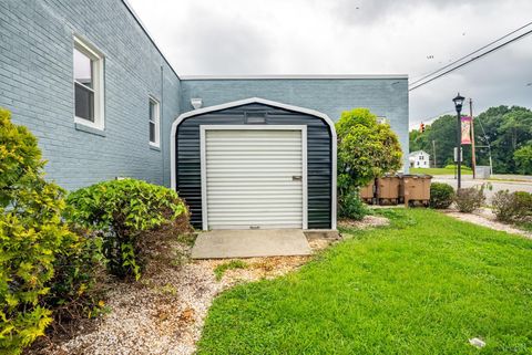 Tiny photo for 525 7th St St, Altavista, VA 24517 (MLS # 366700)