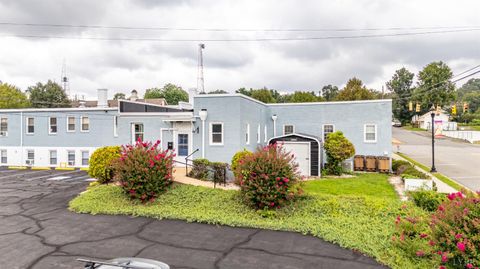 Tiny photo for 525 7th St St, Altavista, VA 24517 (MLS # 366700)