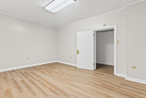 Tiny photo for 525 7th St St, Altavista, VA 24517 (MLS # 366700)