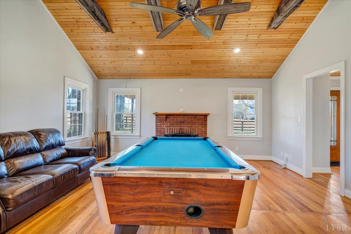 Big Island, Virginia 24526, United States, 2 Bedrooms Bedrooms, ,1 BathroomBathrooms,Residential,Pending,241384