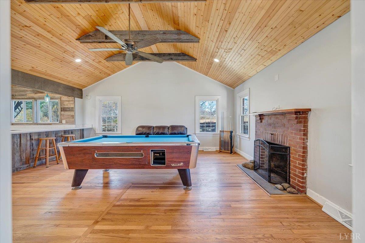 Big Island, Virginia 24526, United States, 2 Bedrooms Bedrooms, ,1 BathroomBathrooms,Residential,Pending,241384