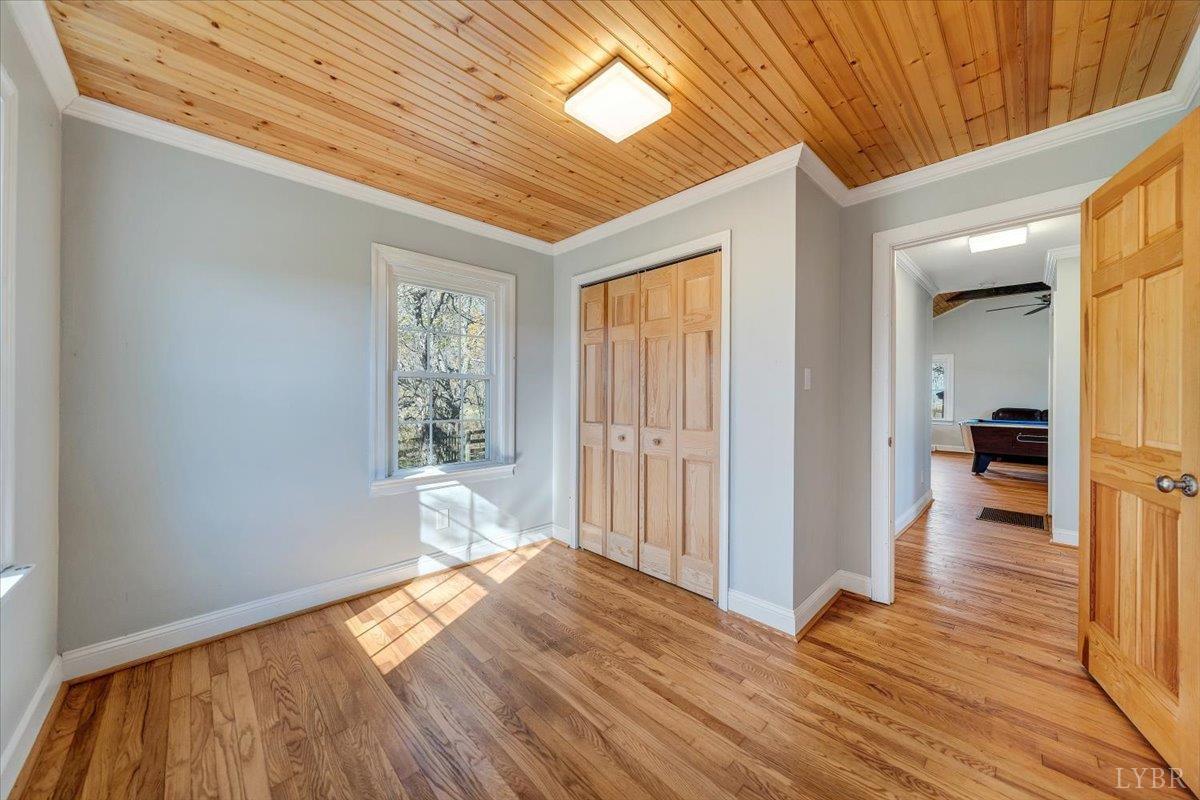 Big Island, Virginia 24526, United States, 2 Bedrooms Bedrooms, ,1 BathroomBathrooms,Residential,Pending,241384