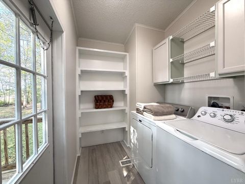 Tiny photo for 12668 Patrick Henry Hwy Hwy, Brookneal, VA 24528 (MLS # 364832)