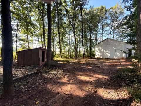 Tiny photo for 12668 Patrick Henry Hwy Hwy, Brookneal, VA 24528 (MLS # 364832)